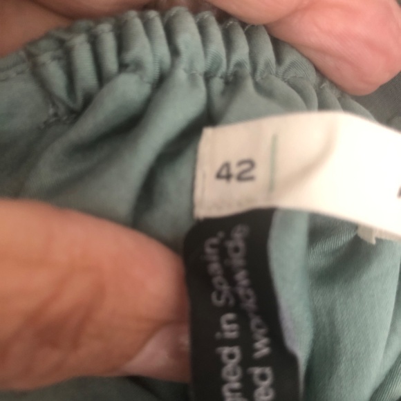 NWT Hoss Intropia  Coastal Medium  Sage Green/ Black Designer Halter Dress - Picture 3 of 4